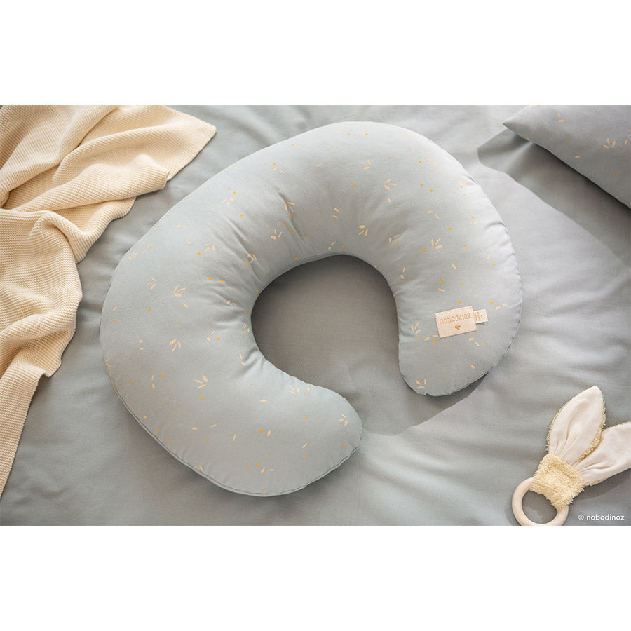 Nobodinoz – Stillkissen "Sunrise Willow Soft Blue" aus Bio-Baumwolle