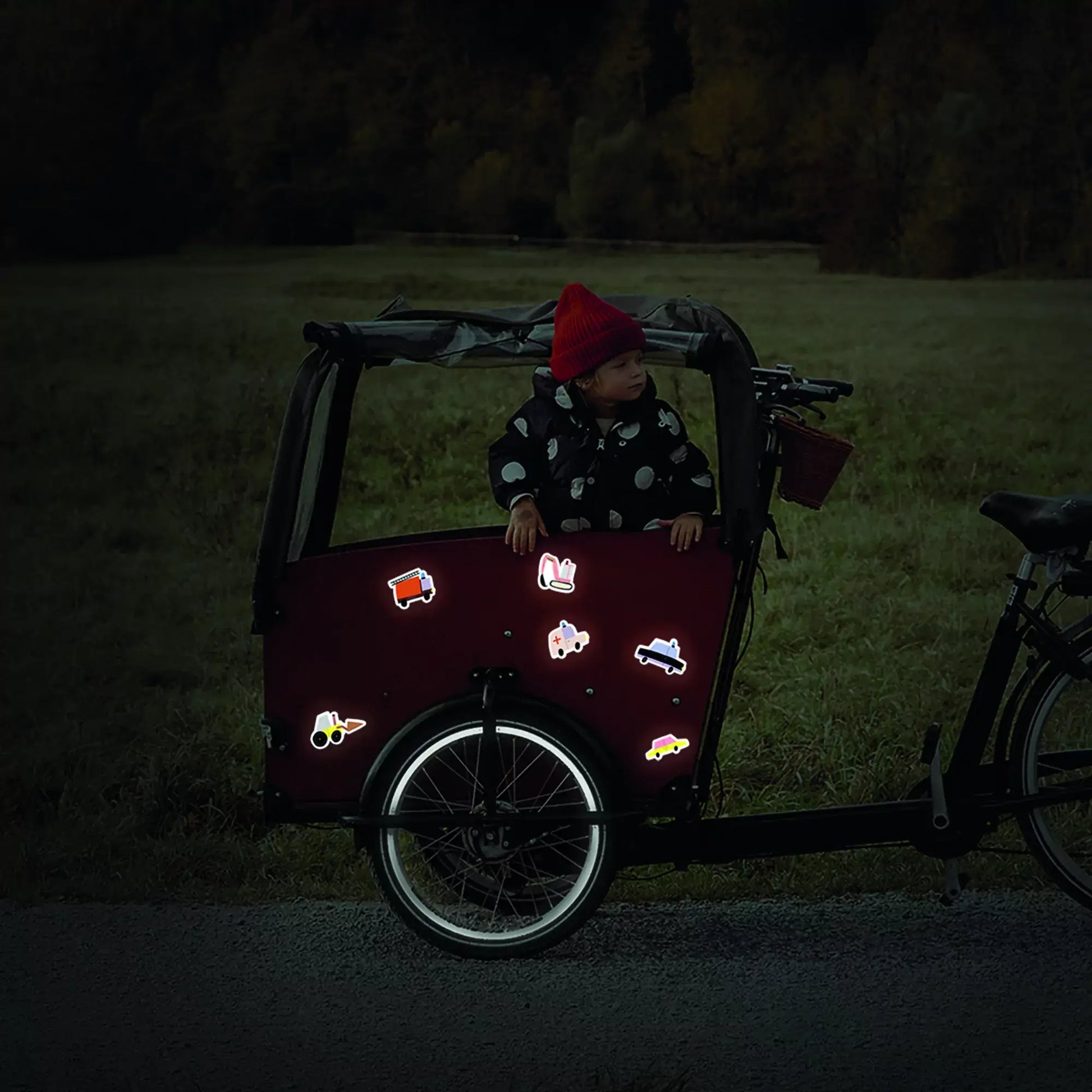 Nuukk – Reflektierende Sticker „Camping“ für Kinder