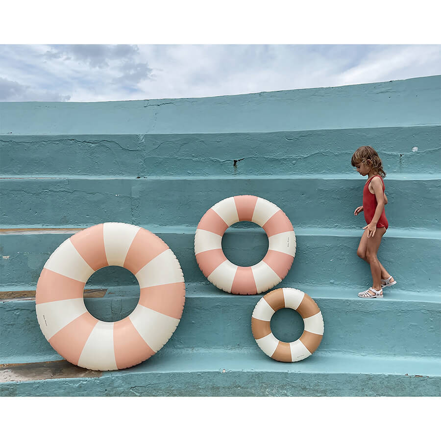 Petites Pommes - (120 cm) Schwimmring "Celine - Peach Daisy"