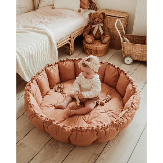 Play & Go – Bio Babynest & Spielmatte "Bloom" Braun