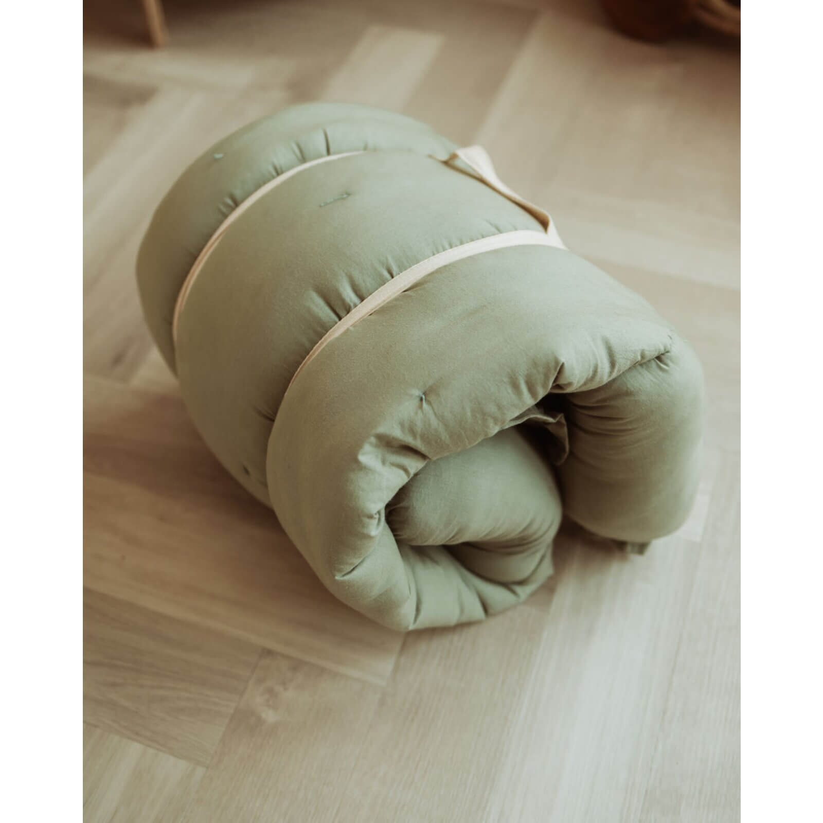 Play & Go – Bio Babynest & Spielmatte "Bloom" Grün
