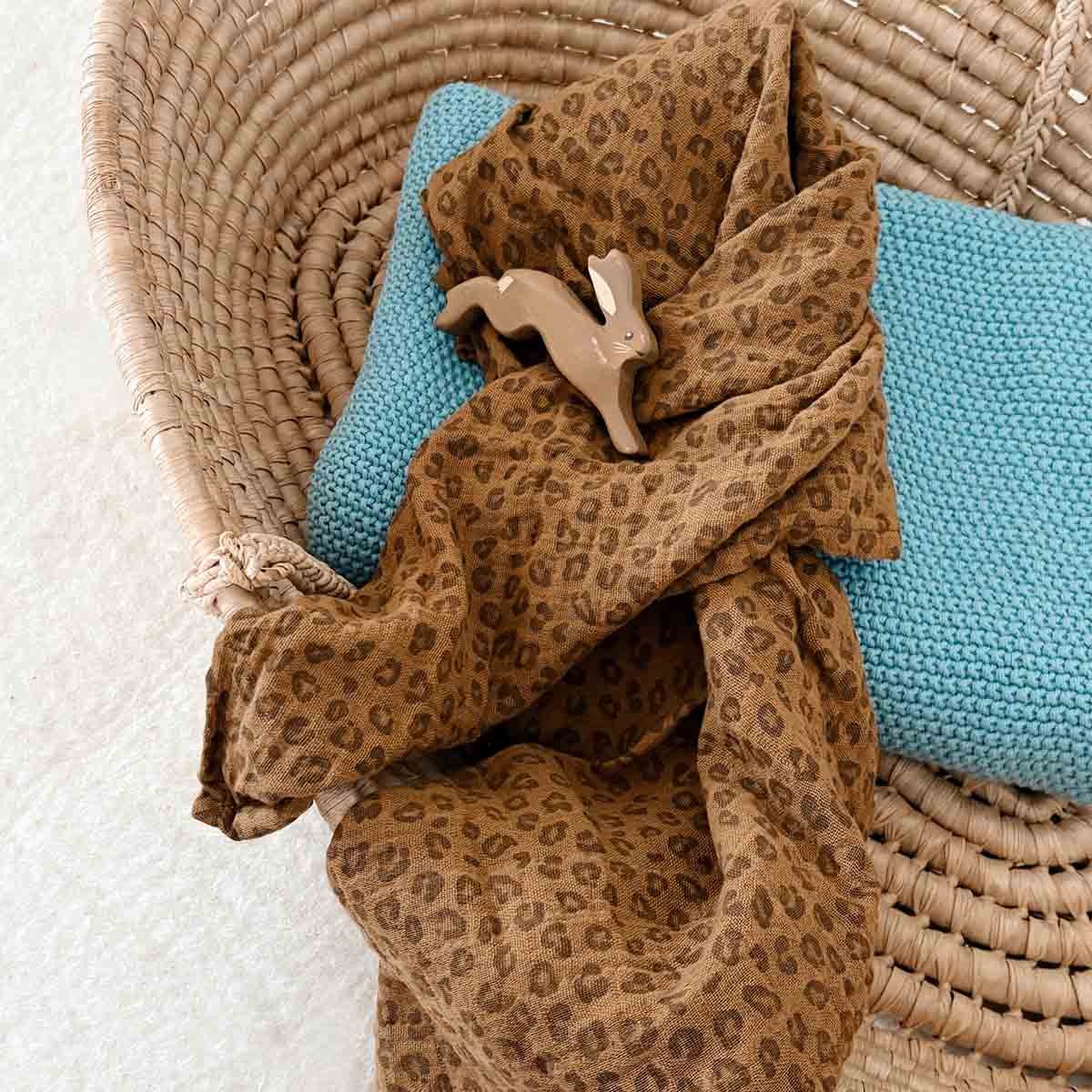 Rose in April - Mulltuch "Leopard Cumin", 70 x 70 und 100 x 100 cm