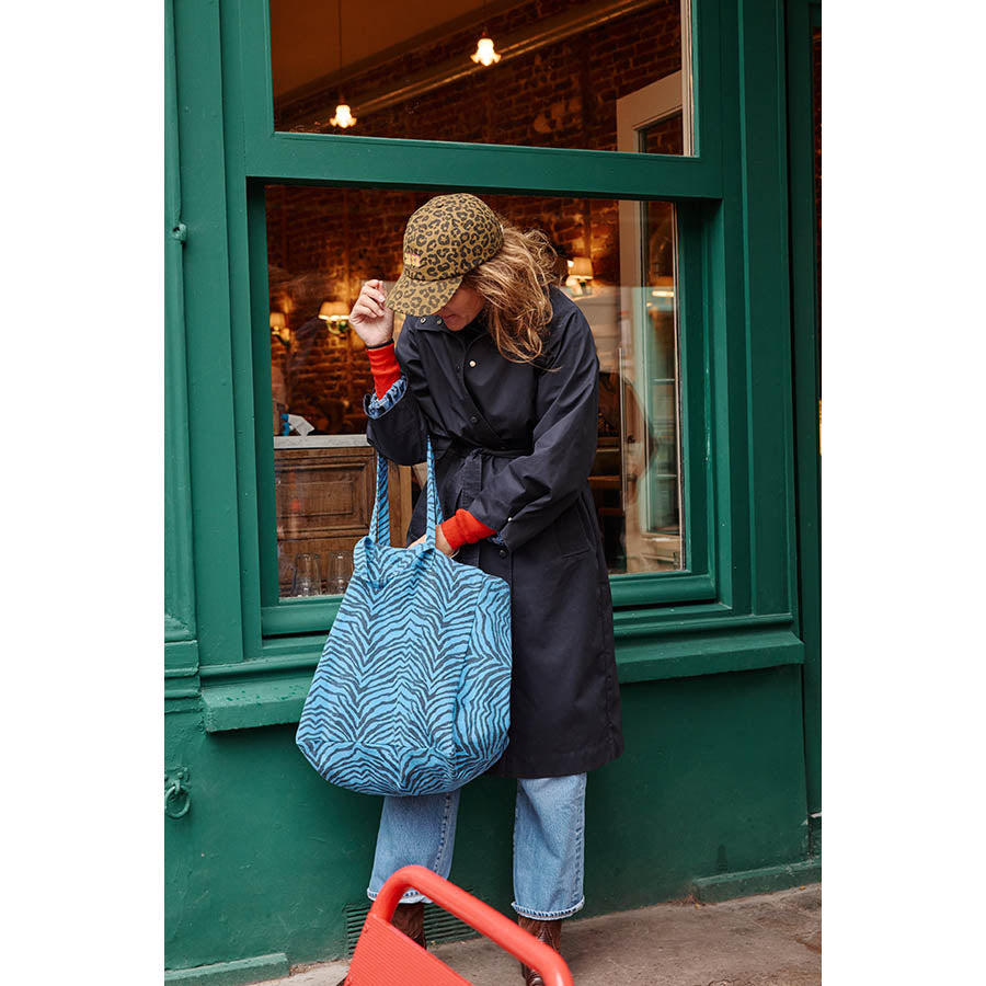 Rose in April - Tasche / Strandtasche / Shopper "Zebrou Greek Blue"