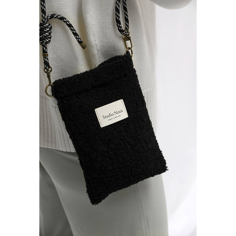 Studio Noos - Handytasche "Phone Bag - Black Teddy"