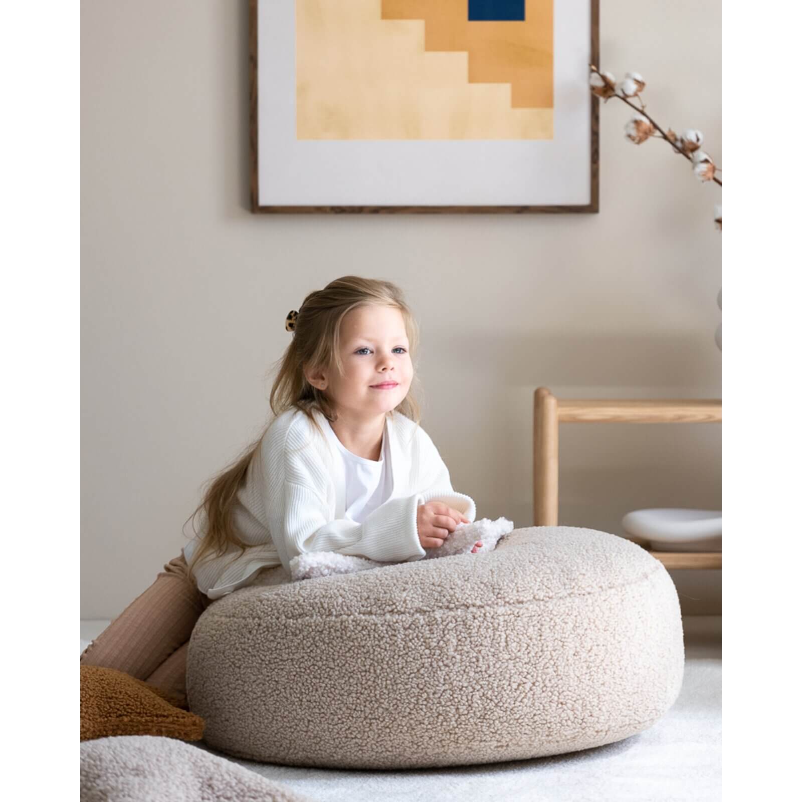 Wigiwama – Kinder Sitzkissen Teddy Beige 65cm