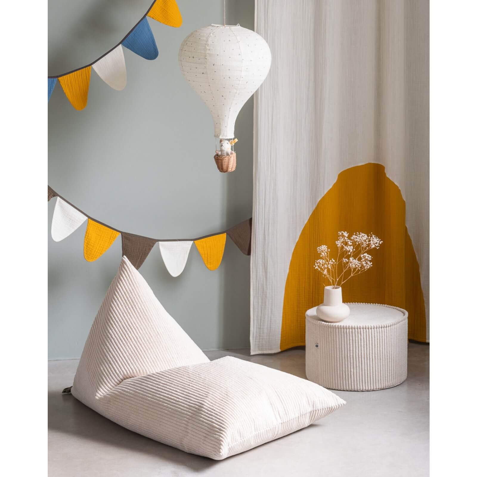 Wigiwama – Kinder Sitzsack Cord Creme 110cm