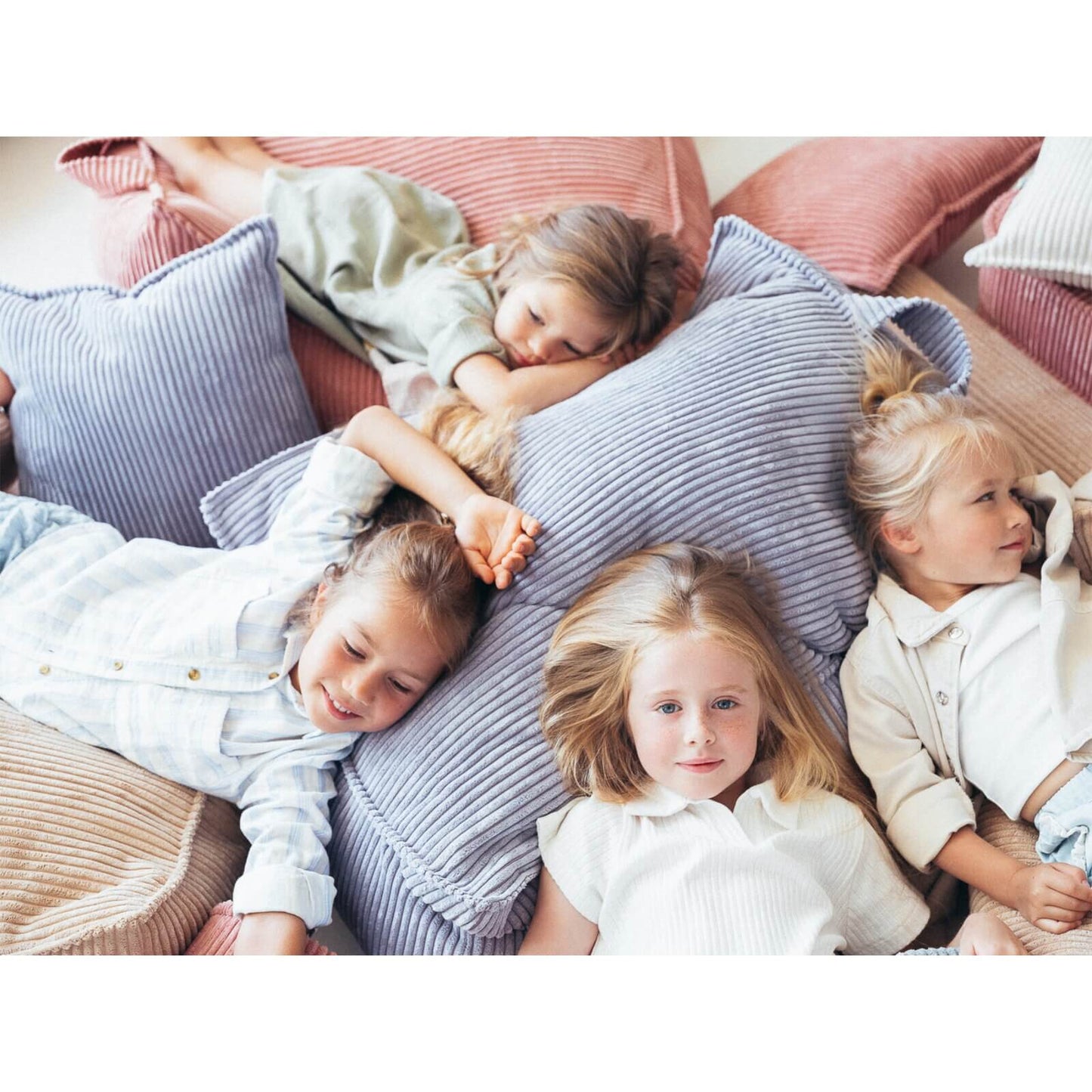 Wigiwama – Kissen Mit Cordbezug Blaugrau 33x55cm