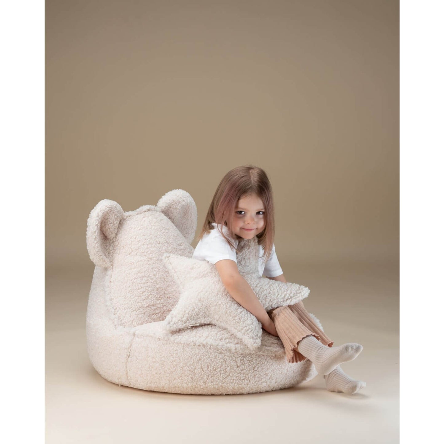 Wigiwama – Kinder Sitzsack "Bär" Teddy Creme