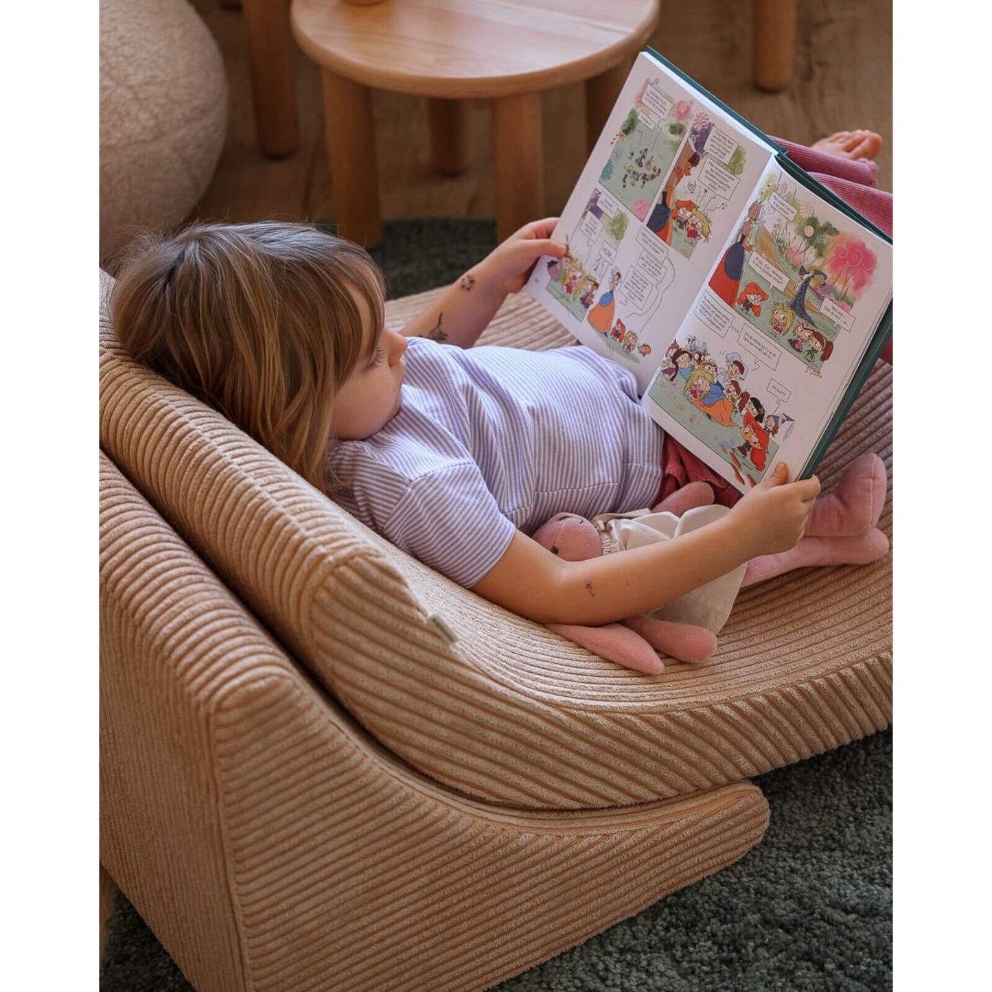 Wigiwama – Kinder Sessel "Moonchair" Cord Beige