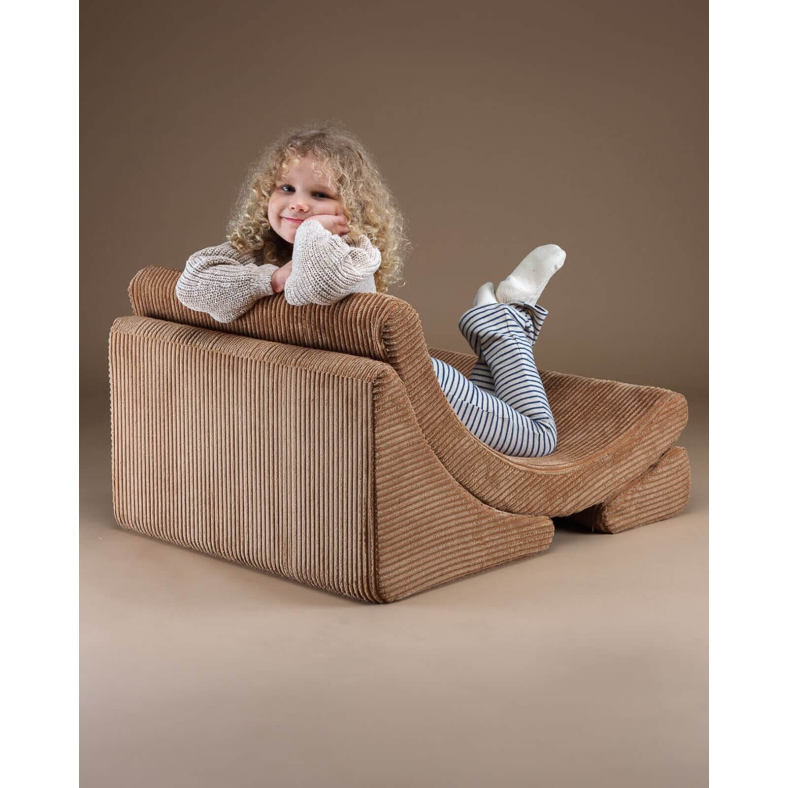 Wigiwama – Kinder Sessel "Moonchair" Cord Toffee