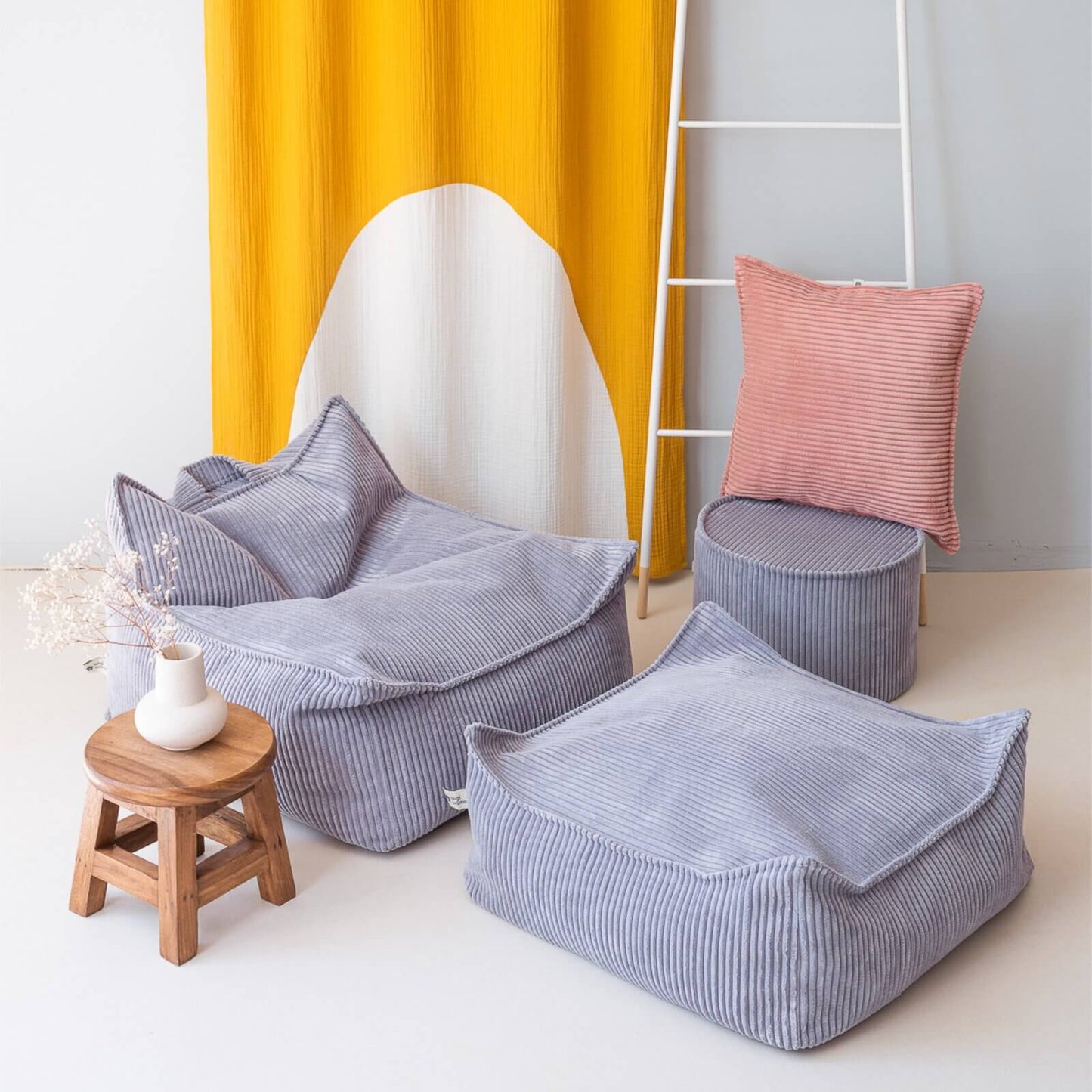 Wigiwama – Schaumstoff-Sitzpuff Cord Blaugrau 39,5cm