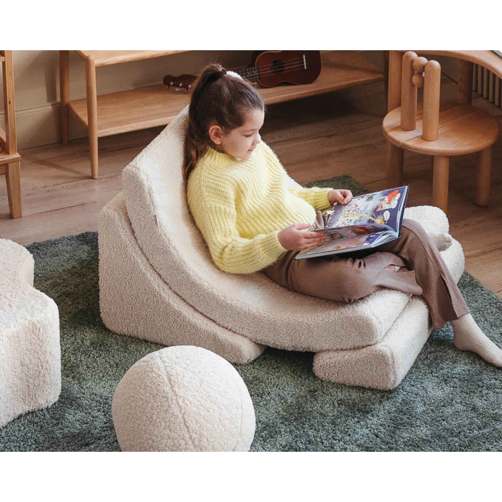 Wigiwama – Kinder Sessel "Moonchair" Teddy Creme