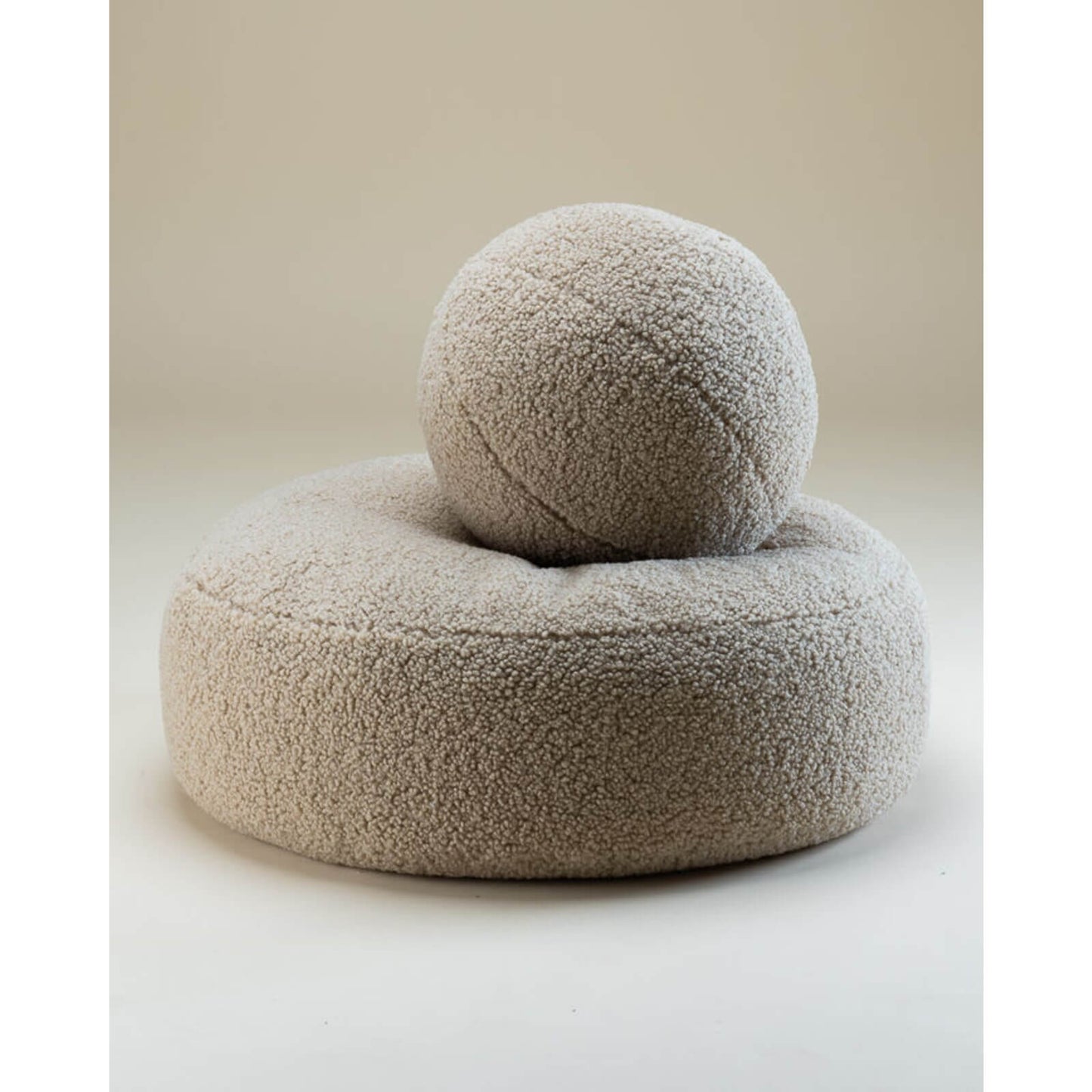 Wigiwama – Ballkissen Teddy Beige 35cm