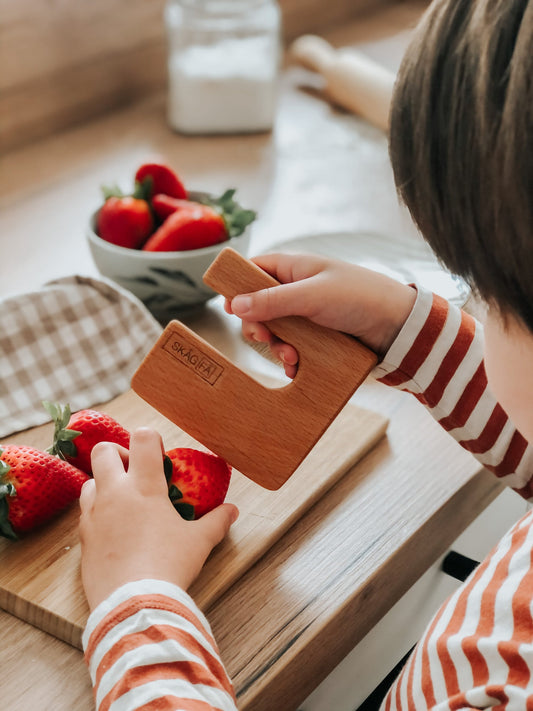 SKÅGFÄ Skagfa Montessori Messer aus Holz für Kinder