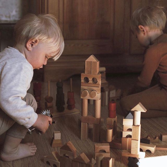 Wooden Story - Holzbauklötze Natur - 54 Teile mit Holzkasten